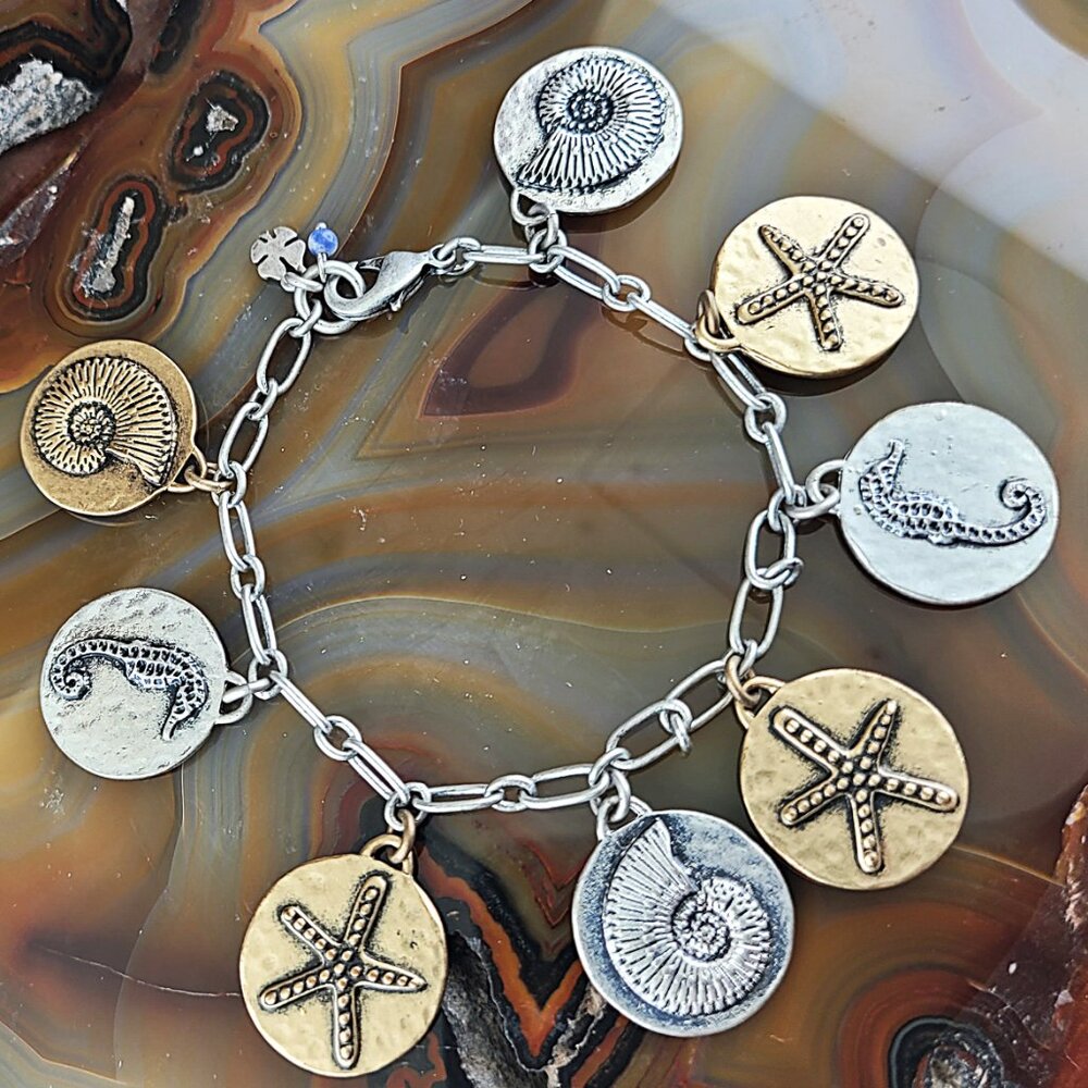 Lucky Brand Silver & Gold Beachy Star Fish Sea Horse Charm Bracelet 7.75"